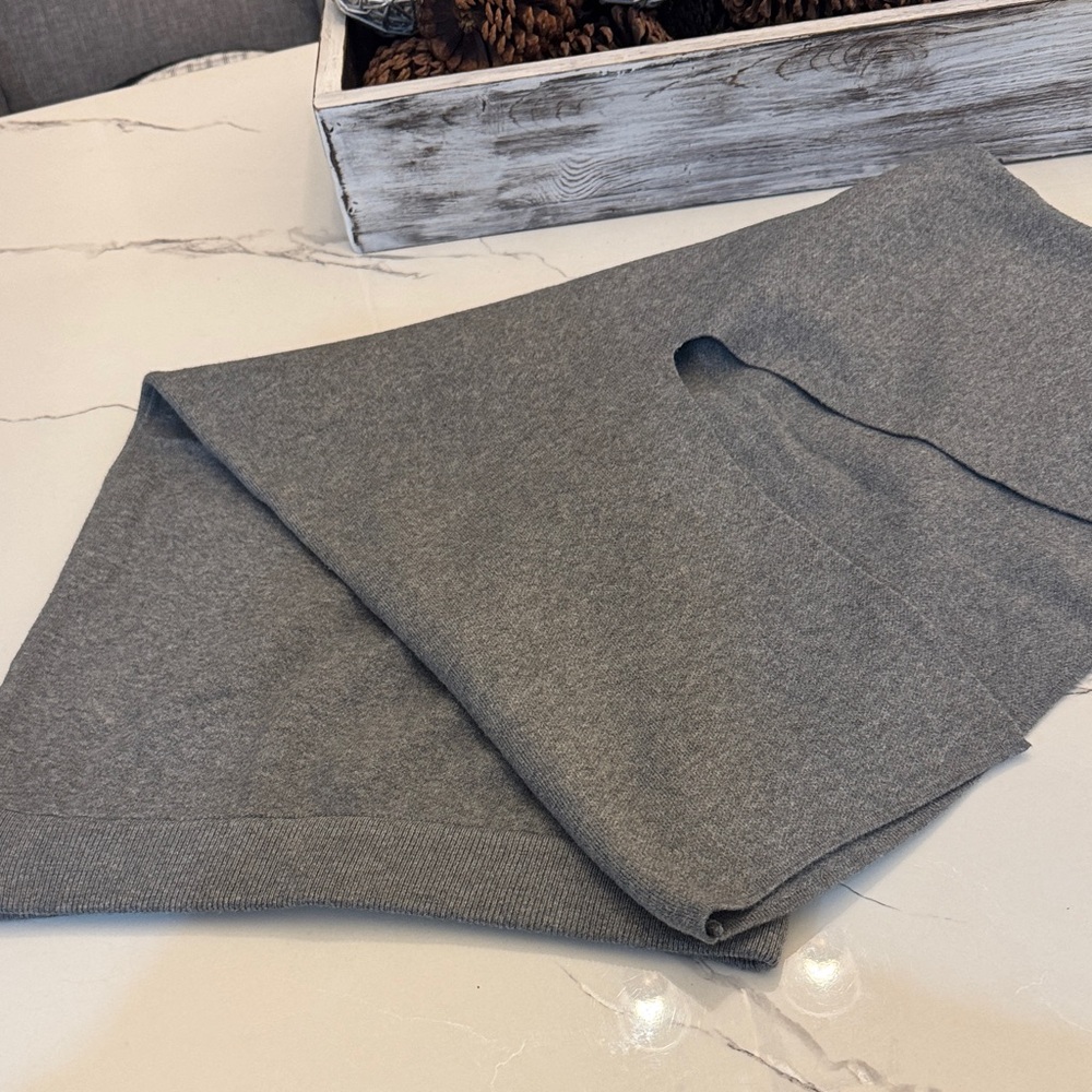 Chic Gray Pencil Skirt for Women